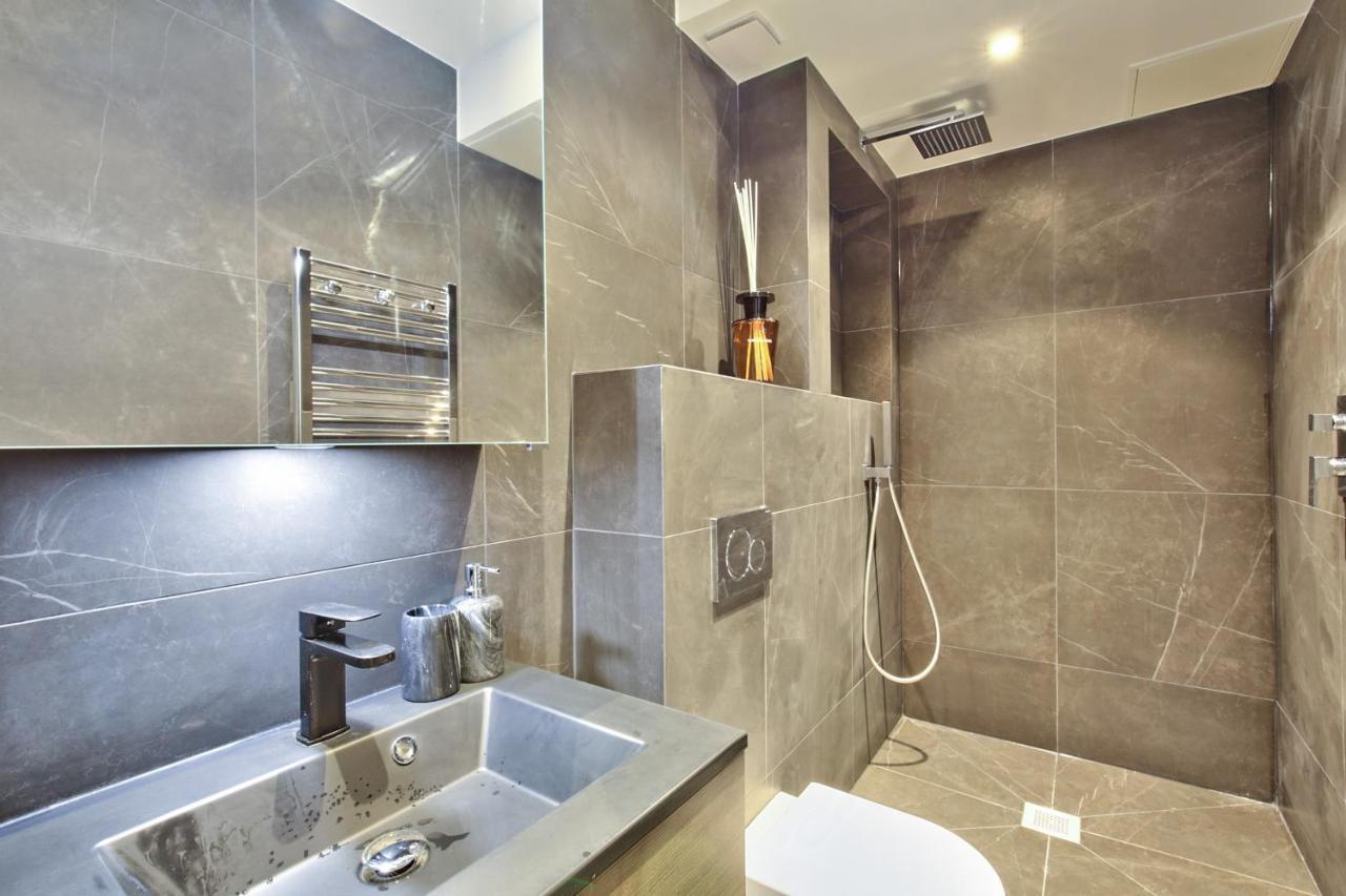 Appartamento 70 - Authentic Parisian Flat Esterno foto